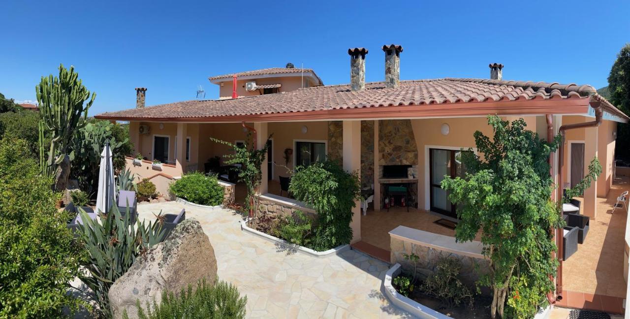 Casa Mariluka Bed & Breakfast Capoterra Dış mekan fotoğraf